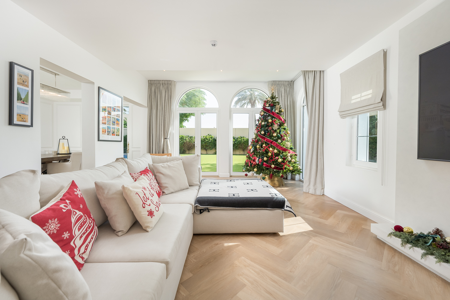 5 Bedrooms Villa in Alvorada 3
