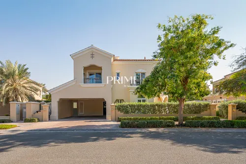 5 Bedrooms Villa in Alvorada 3