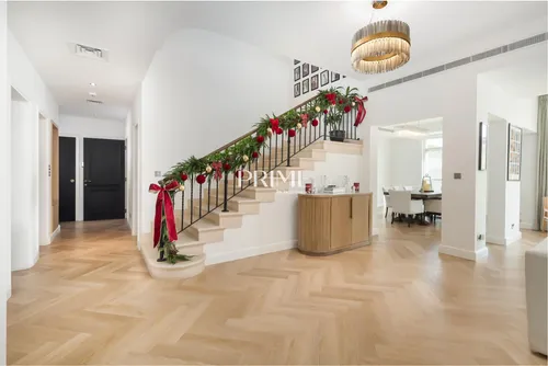 5 Bedrooms Villa in Alvorada 3