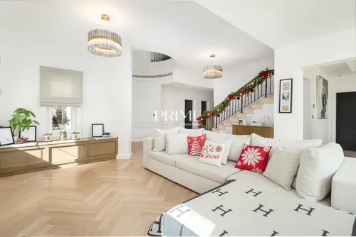 5 Bedrooms Villa in Alvorada 3