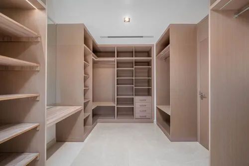 4 Bedrooms Villa in Golf Place 1