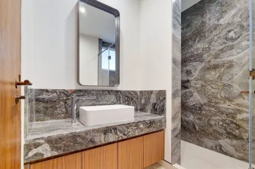 4 Bedrooms Villa in Golf Place 1