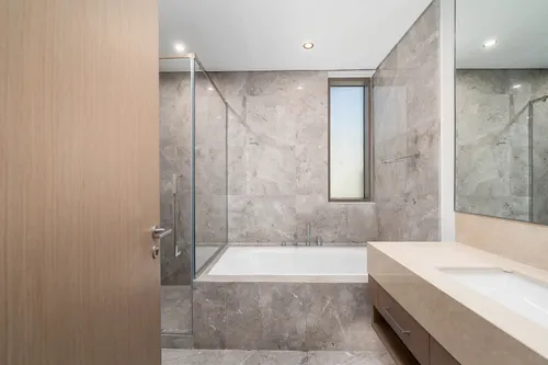 4 Bedrooms Villa in Golf Place 1