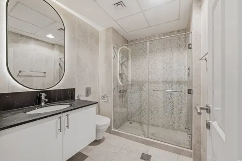 5 Bedrooms Villa in Olive Point