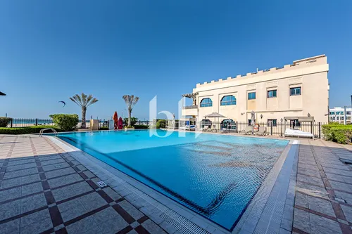 Beach front Studio | City View | Beach Access