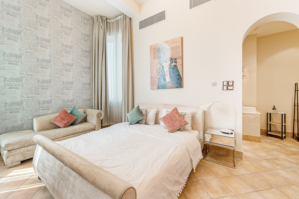 5 Bedrooms Villa in Al Bahia 1