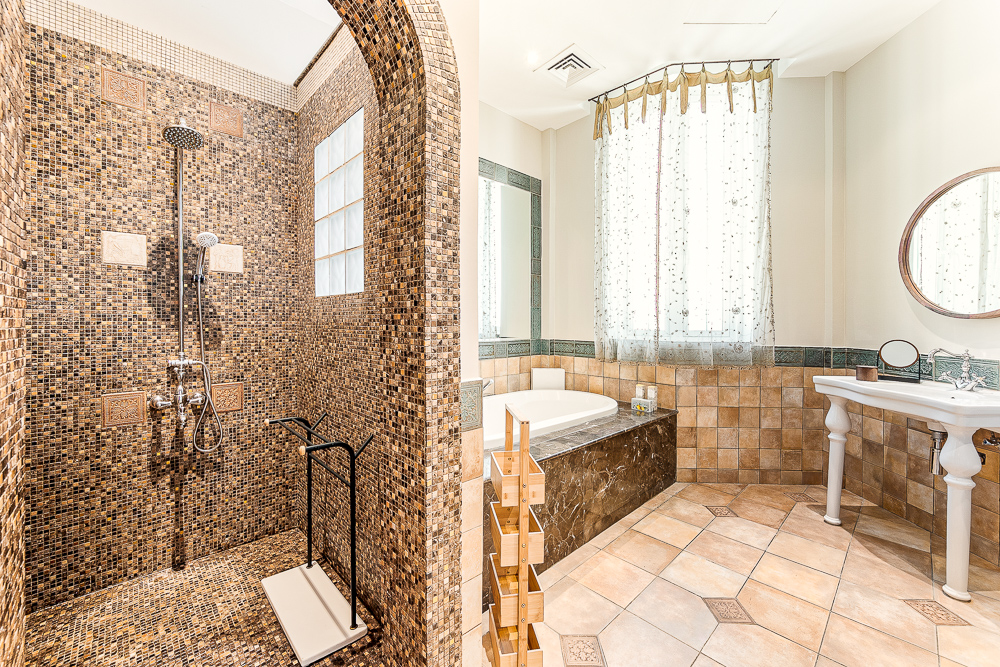 5 Bedrooms Villa in Al Bahia 1