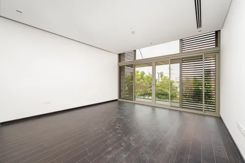 4 Bedrooms Villa in District One Villas