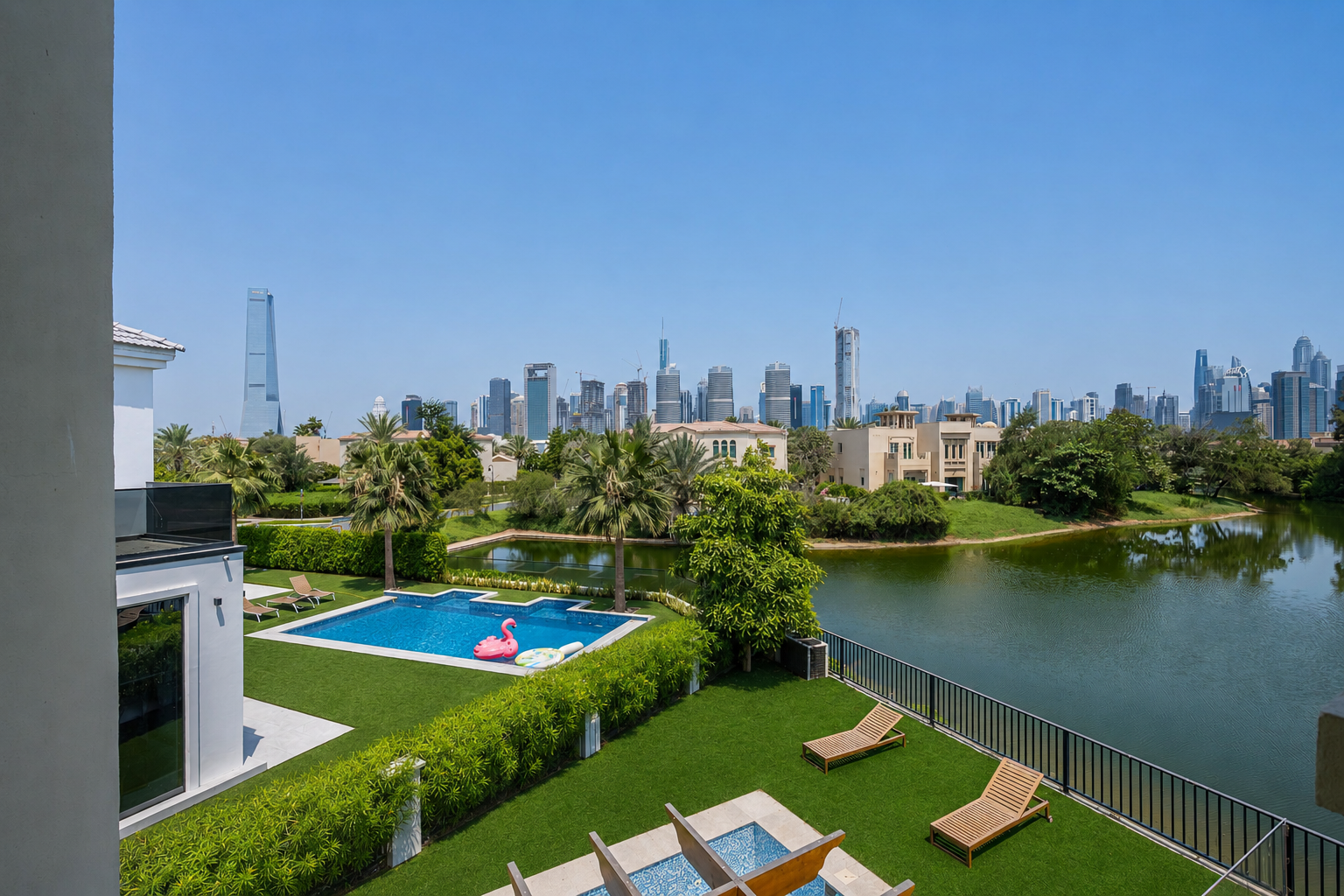 4 Bedrooms Villa in Cluster 11