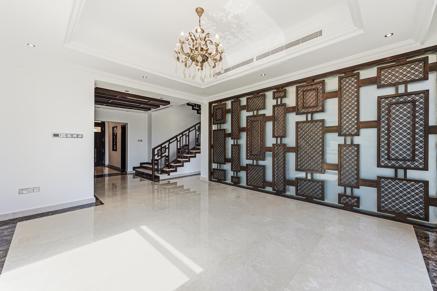 4 Bedrooms Villa in Cluster 11