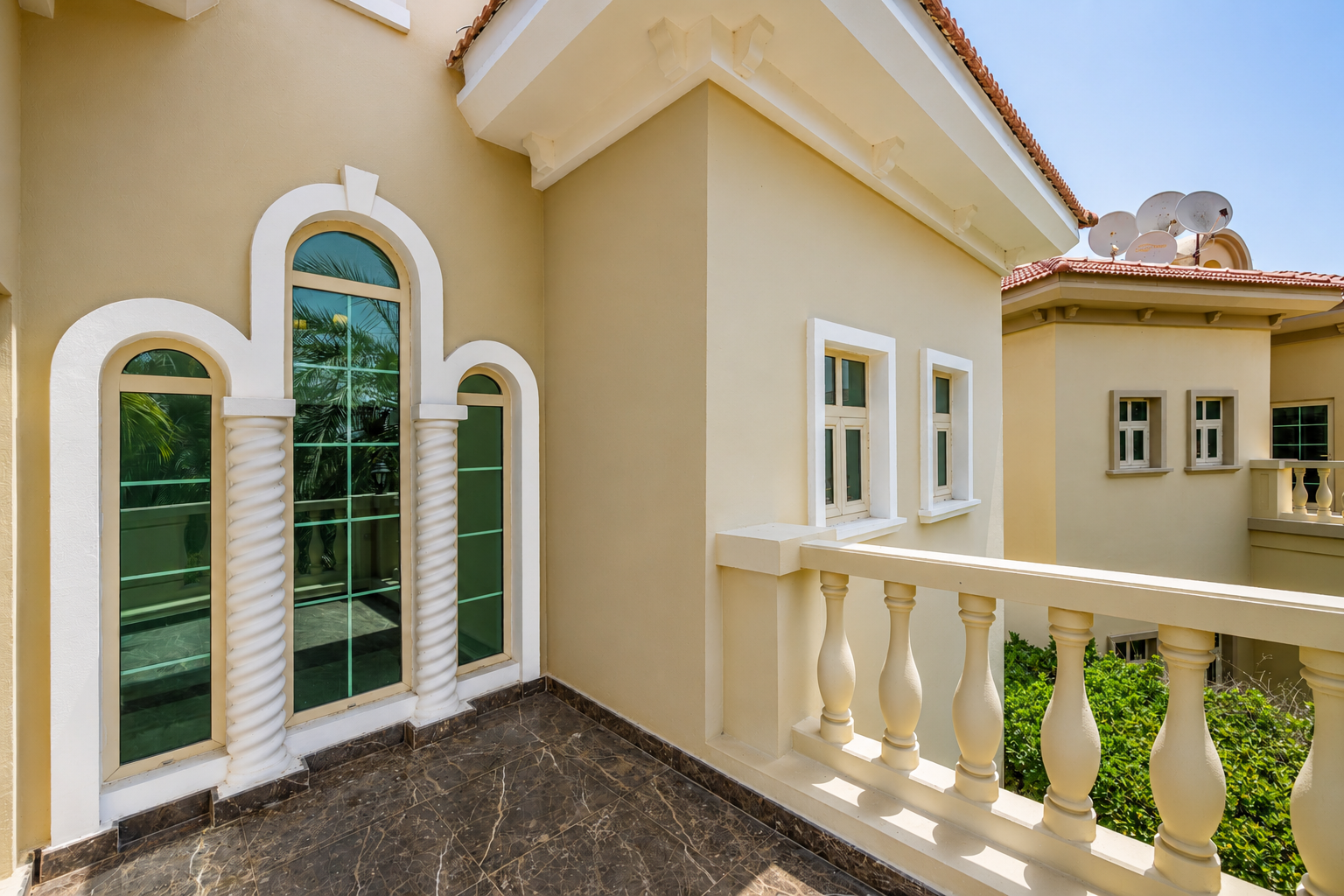 4 Bedrooms Villa in Cluster 11