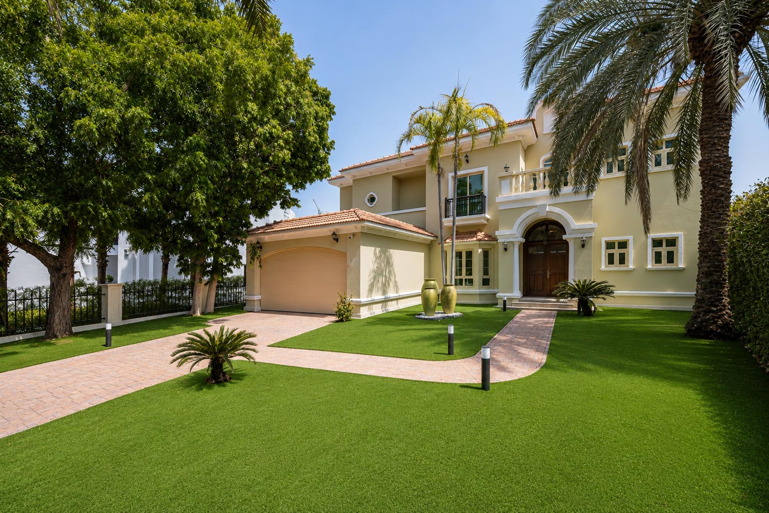 4 Bedrooms Villa in Cluster 11