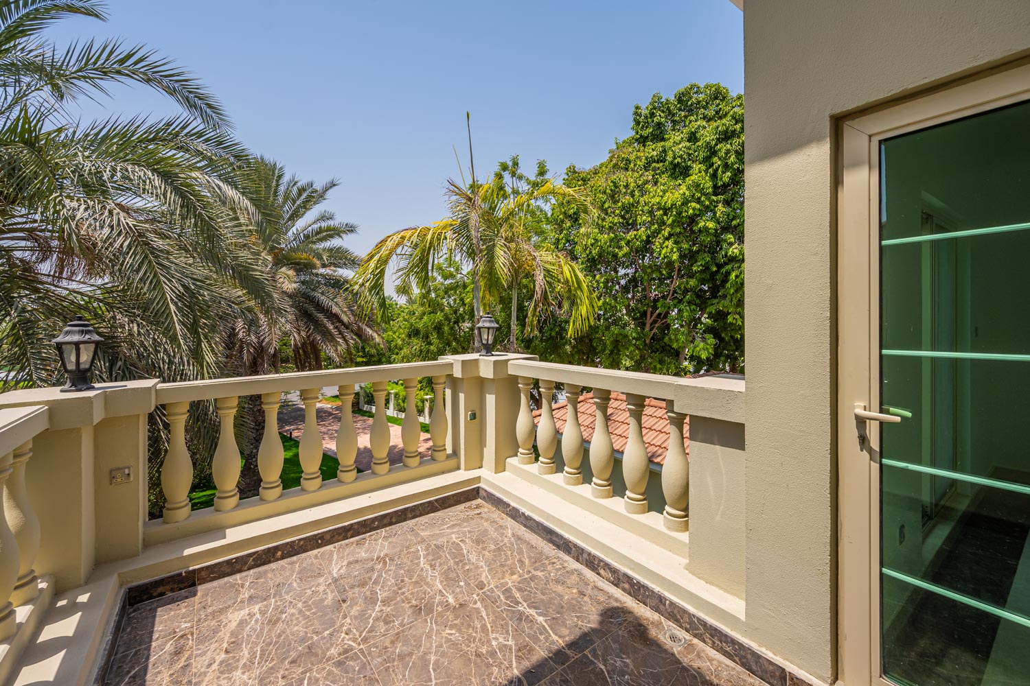 4 Bedrooms Villa in Cluster 11