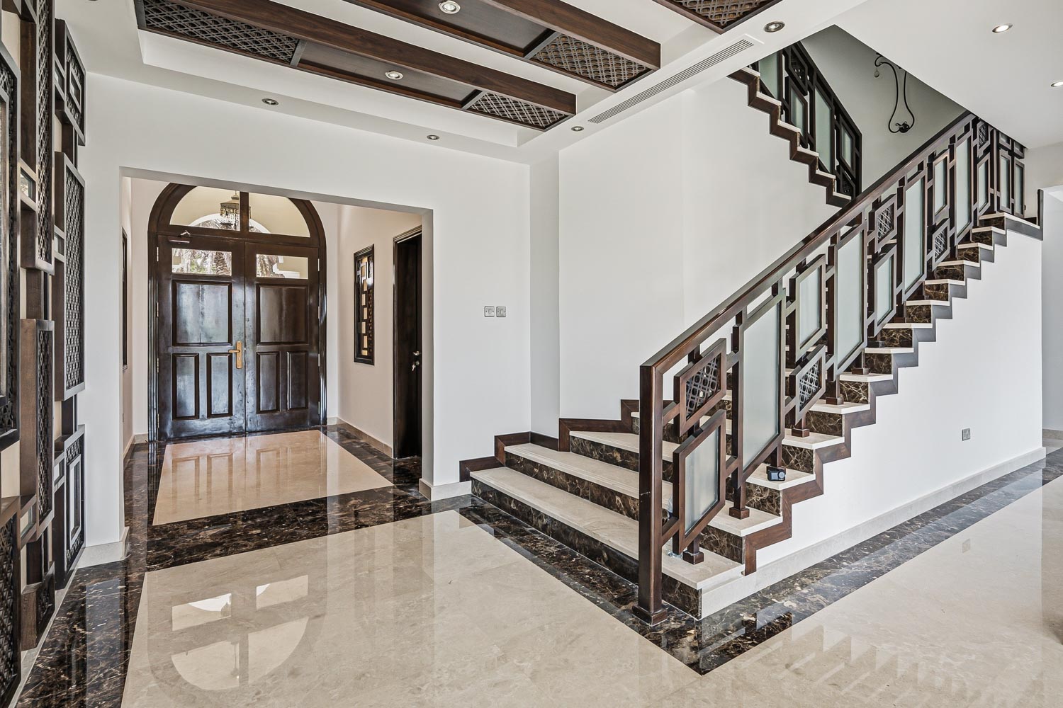 4 Bedrooms Villa in Cluster 11