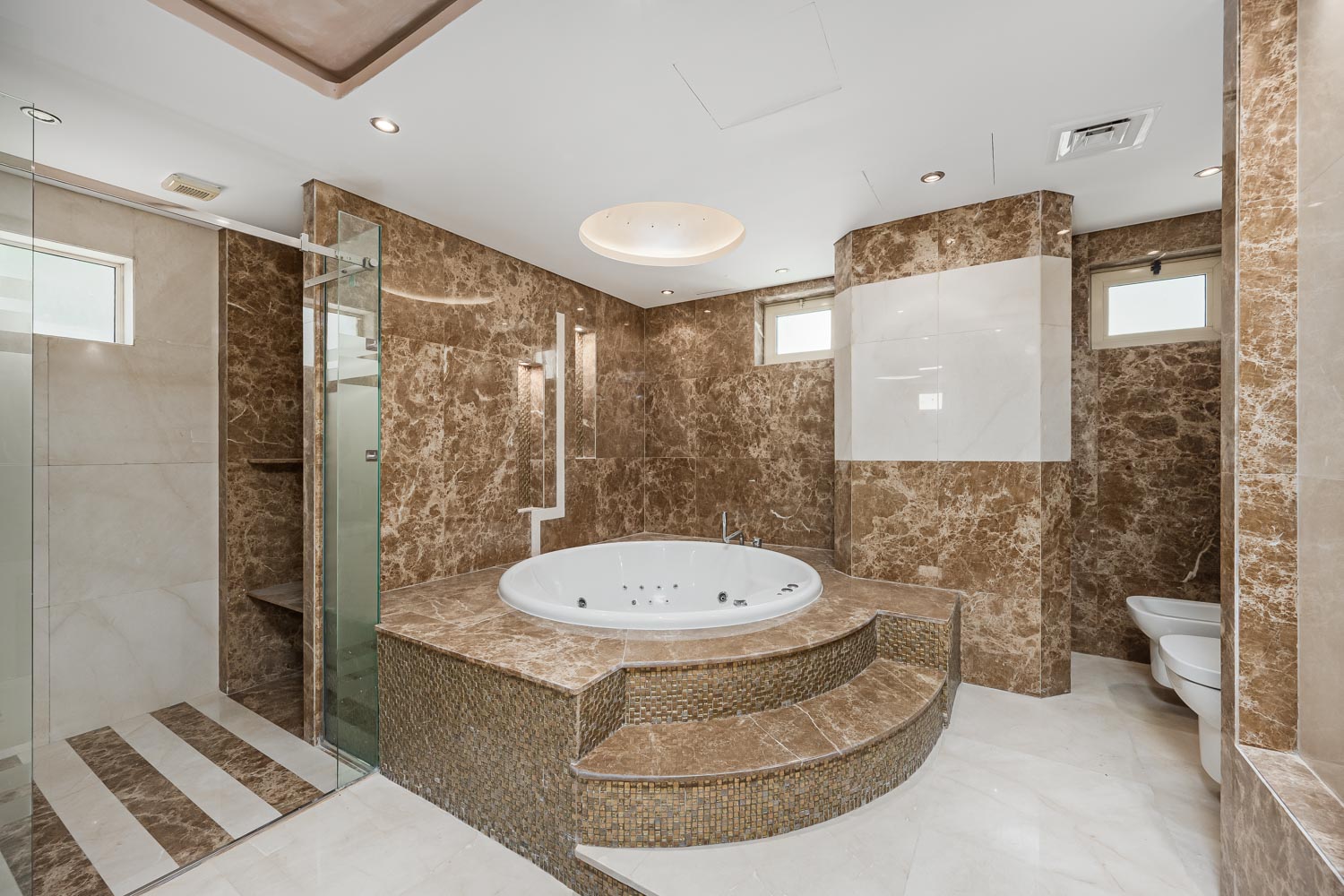 4 Bedrooms Villa in Cluster 11