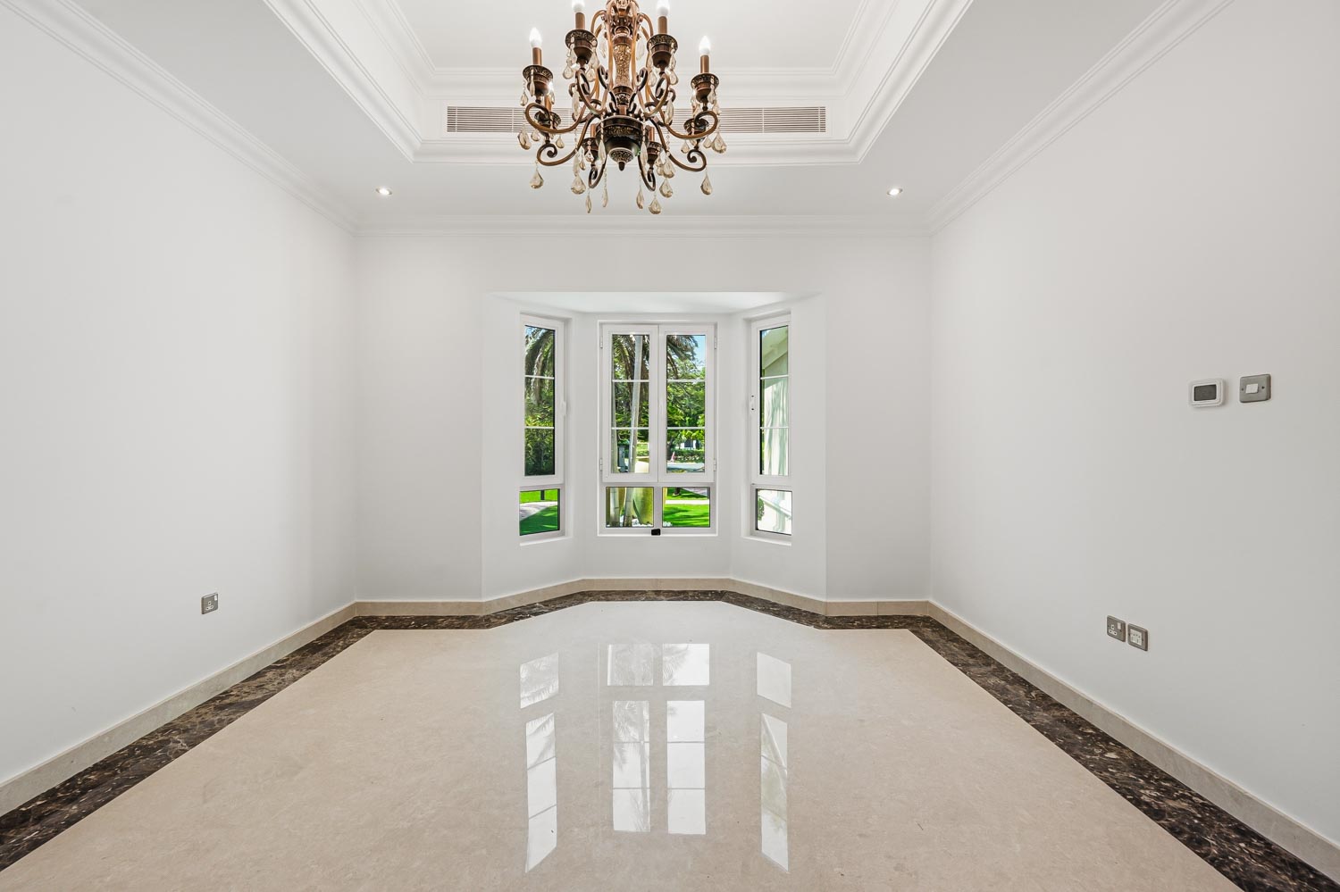 4 Bedrooms Villa in Cluster 11