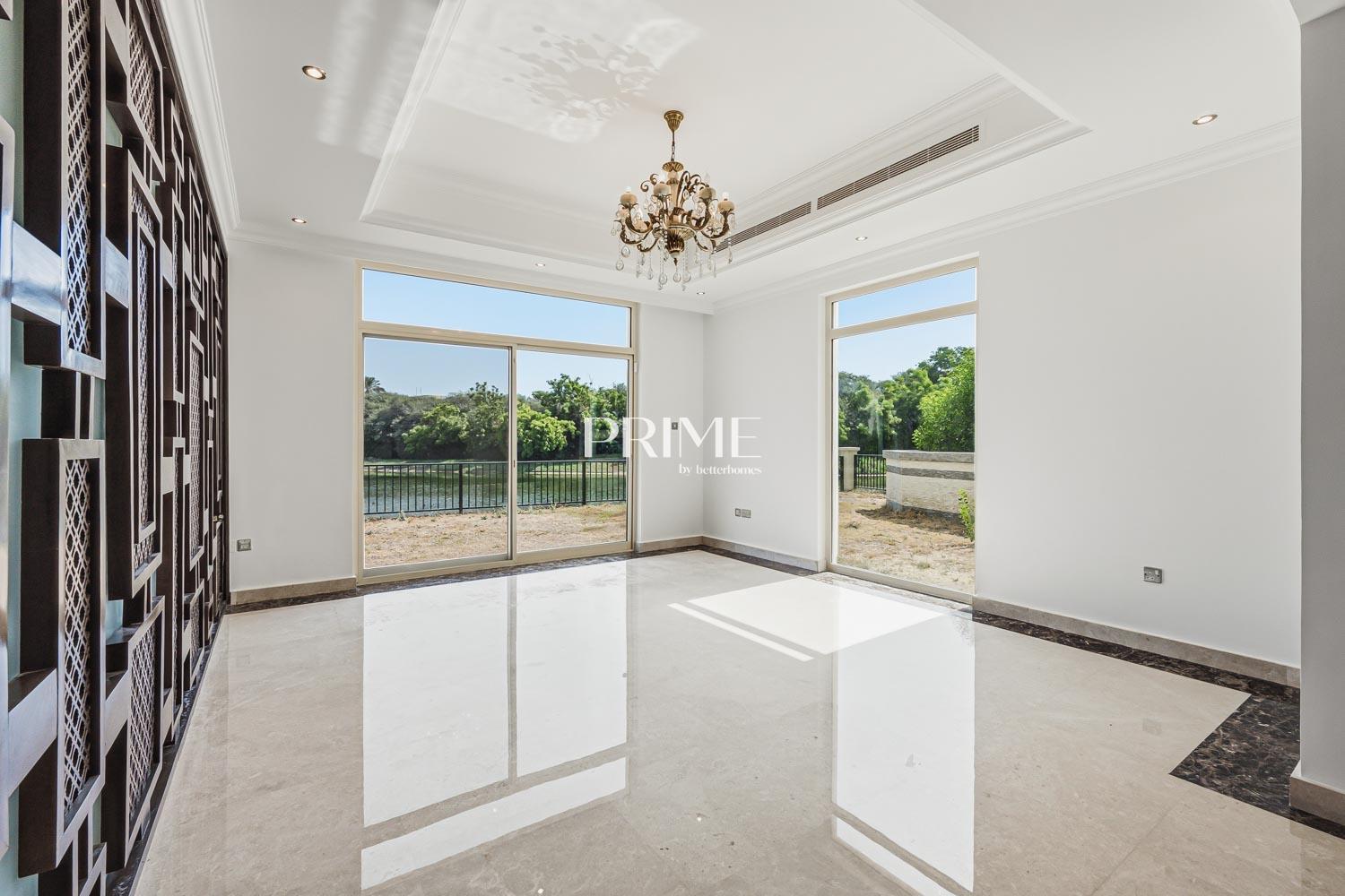 4 Bedrooms Villa in Cluster 11