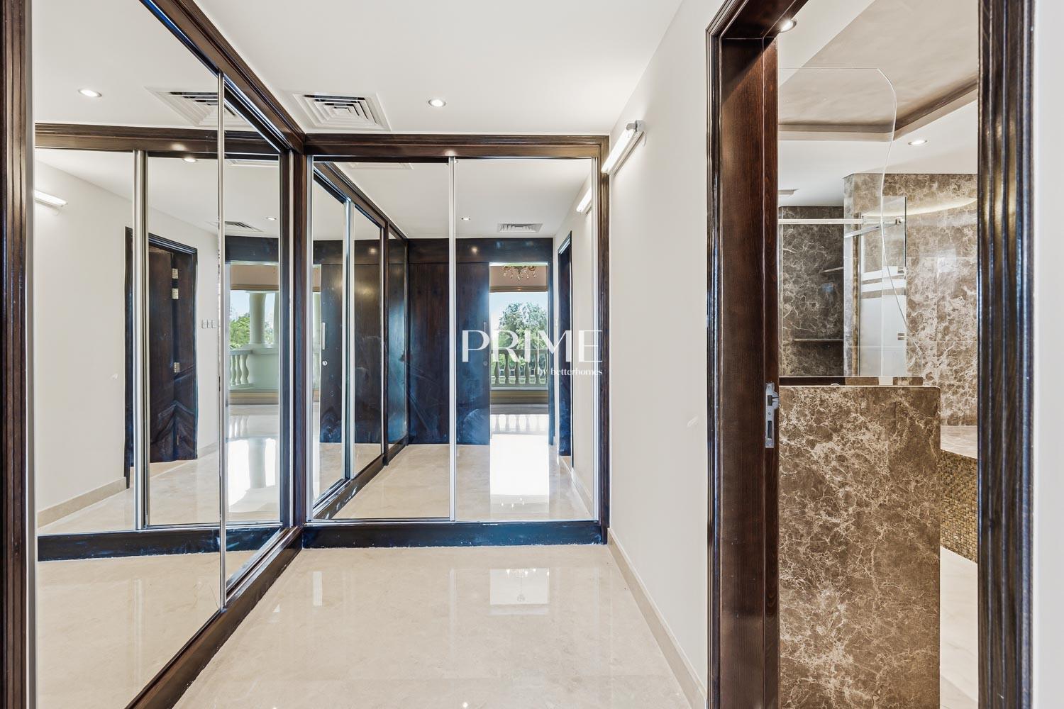 4 Bedrooms Villa in Cluster 11