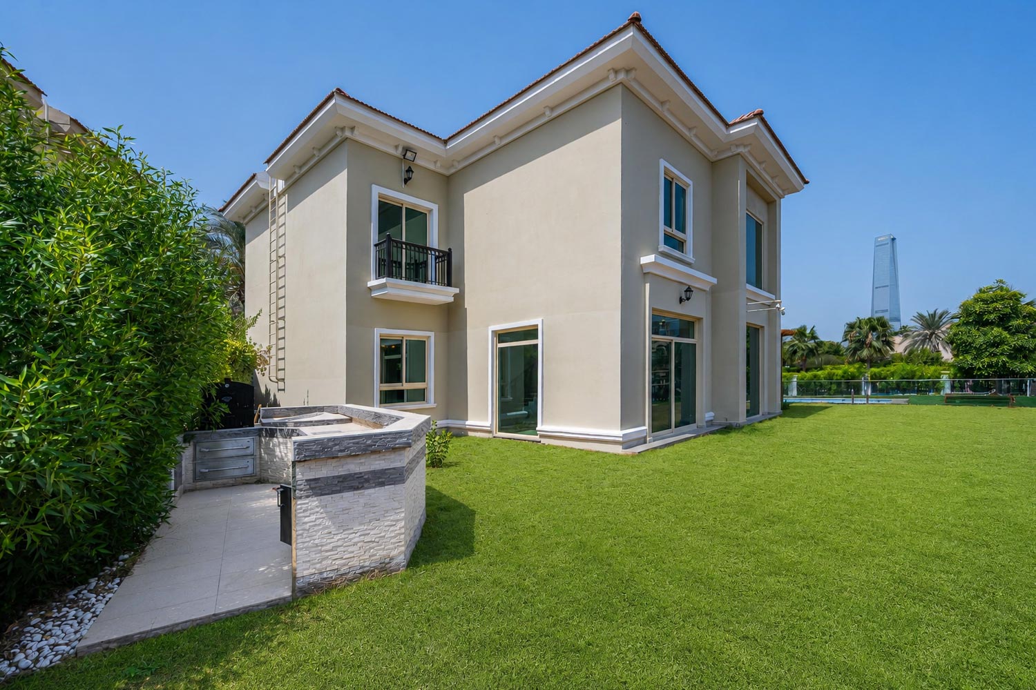 4 Bedrooms Villa in Cluster 11