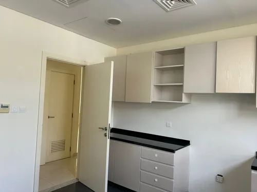 3 Bedrooms Villa in Richmond