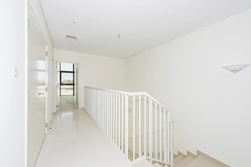 3 Bedrooms Villa in Richmond