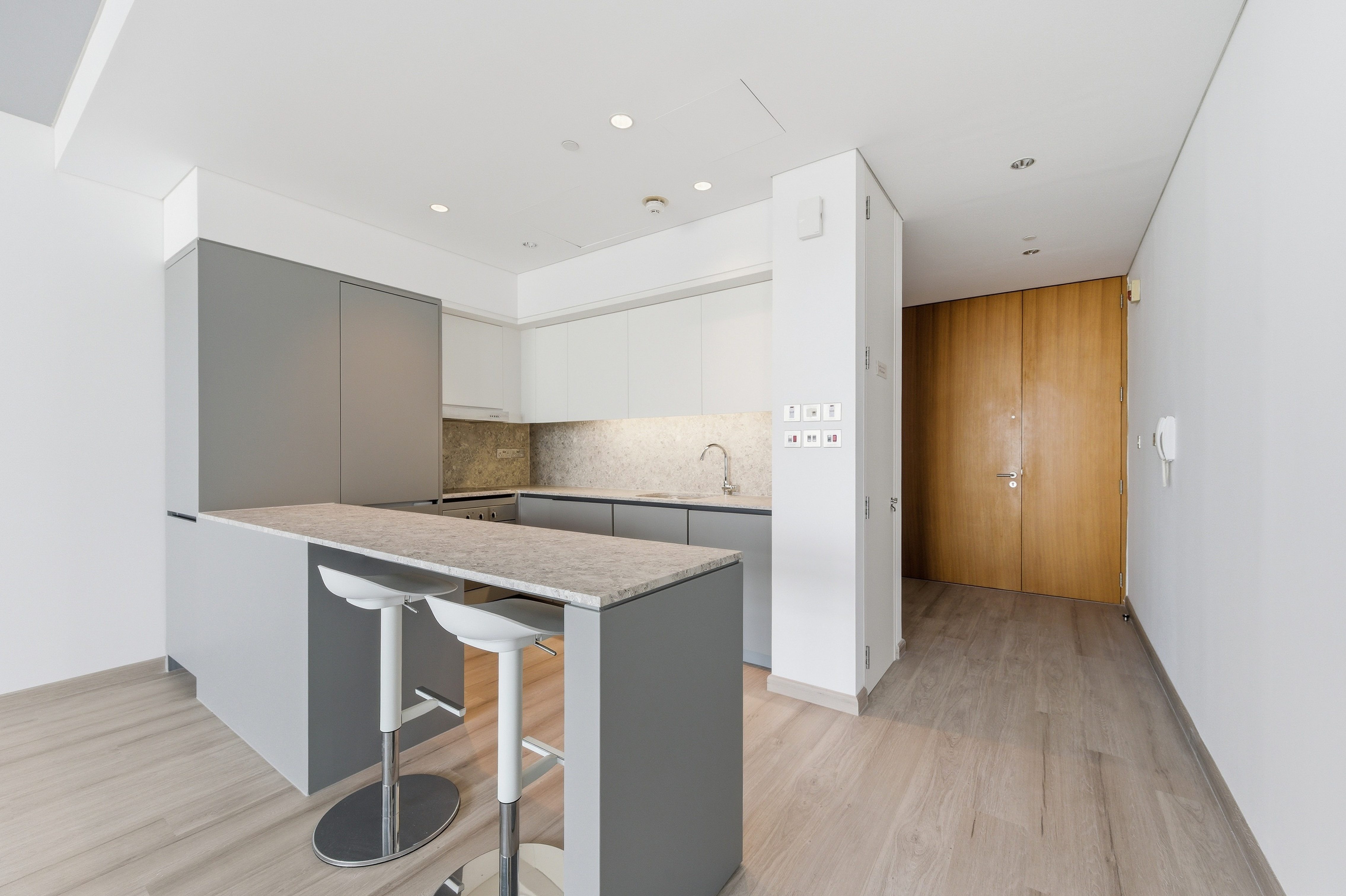 1 Bedroom Apartment in Index Tower