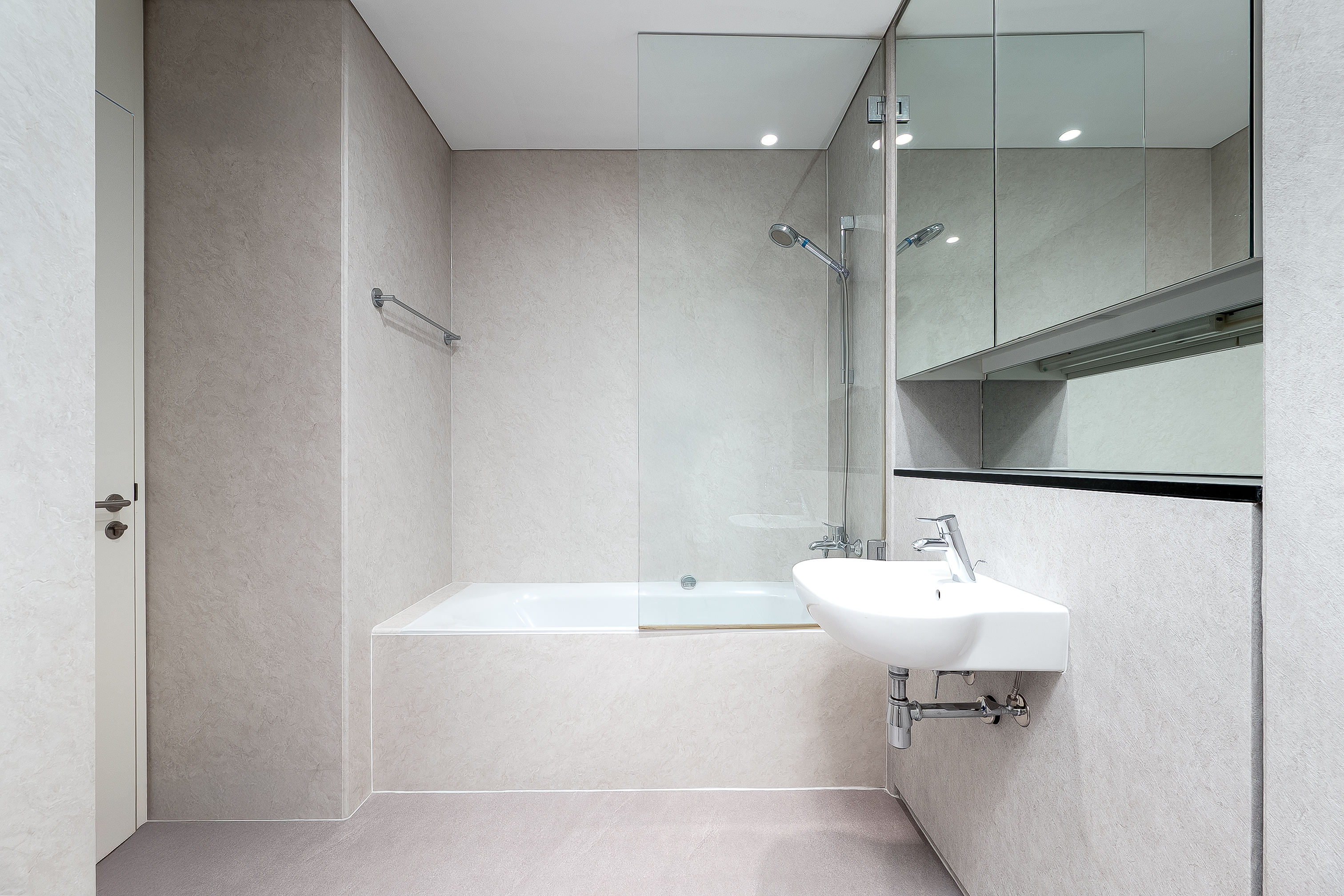 1 Bedroom Apartment in Index Tower