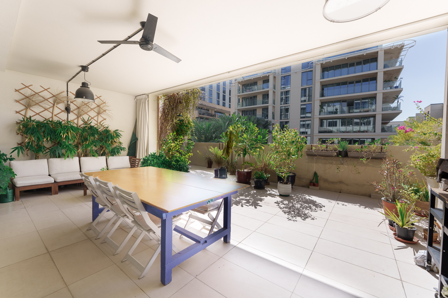 3 Bedrooms Townhouse in Building C