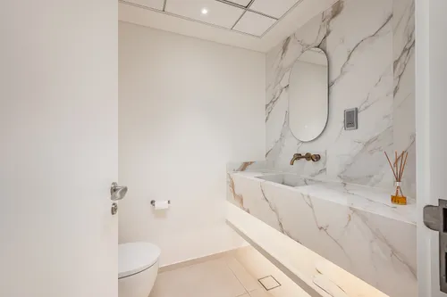 3 Bedrooms Apartment in Jumeirah Living
