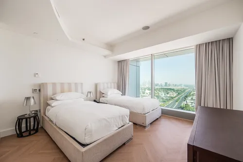 3 Bedrooms Apartment in Jumeirah Living