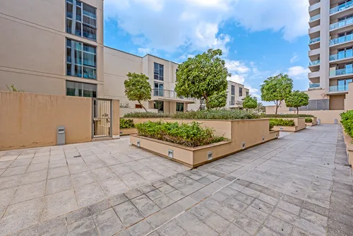 3 Bedrooms Townhouse in Building A