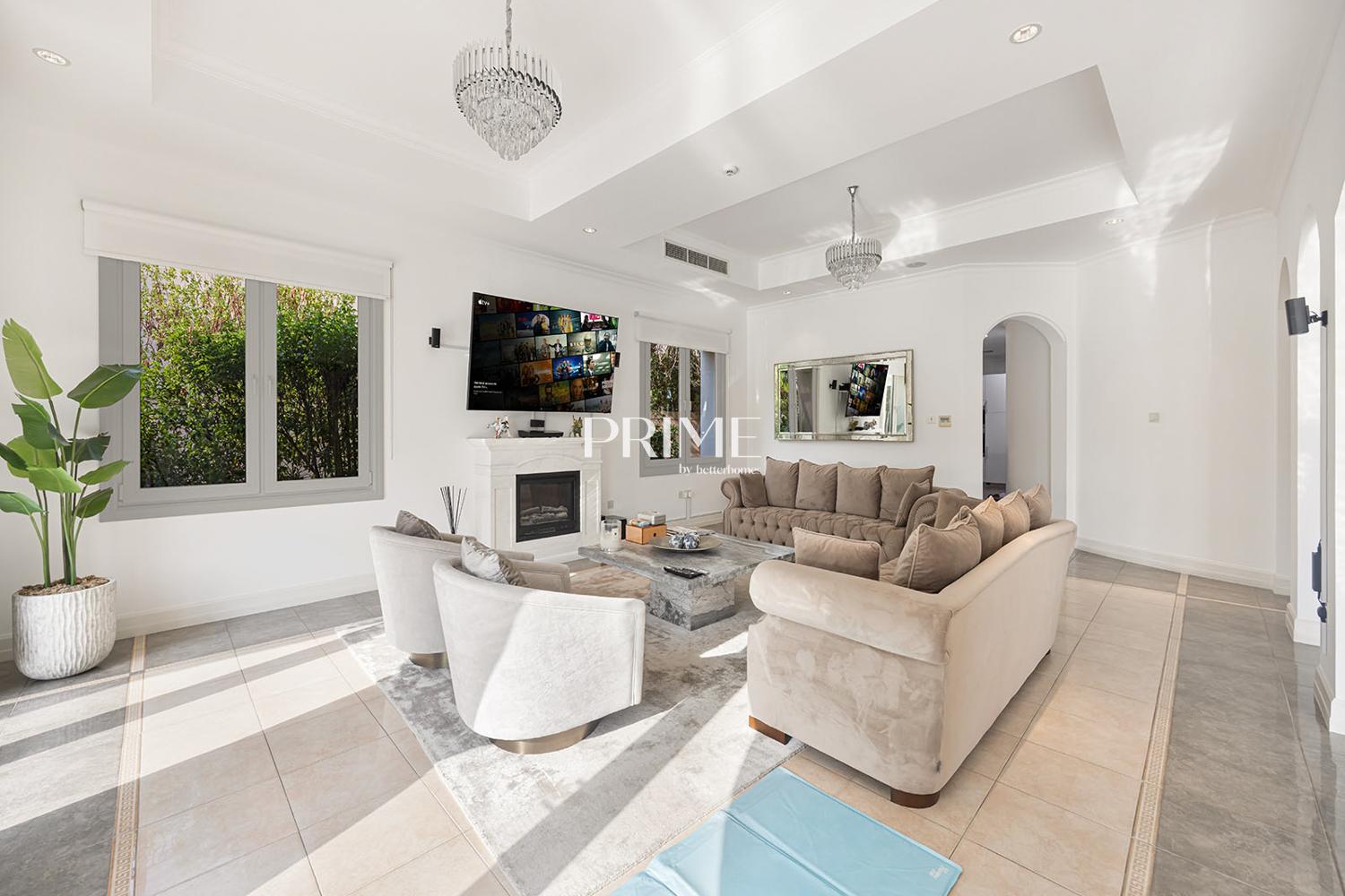 5 Bedrooms Villa in Sienna Lakes