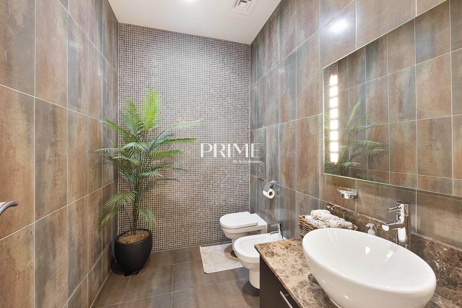 5 Bedrooms Villa in Sienna Lakes