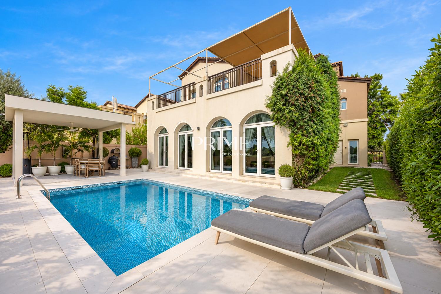 5 Bedrooms Villa in Sienna Lakes