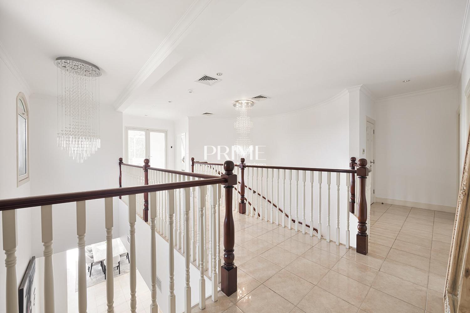 5 Bedrooms Villa in Sienna Lakes