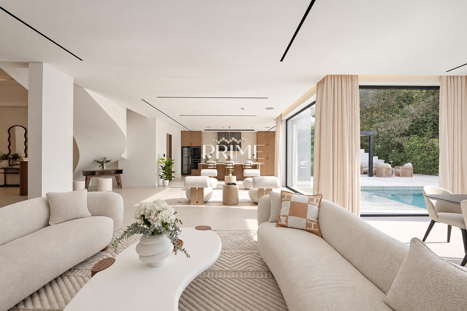 5 Bedrooms Villa in Sanctuary Falls