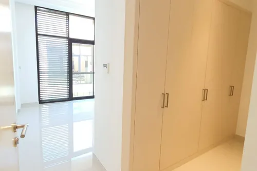 3 Bedrooms Villa in Richmond