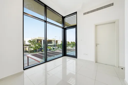 3 Bedrooms Villa in Richmond