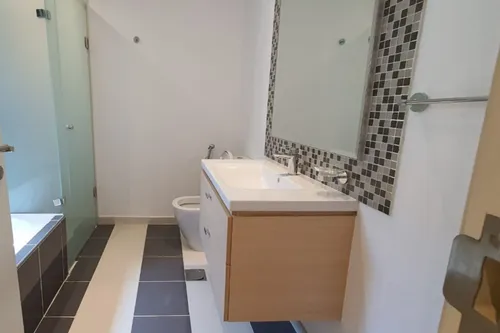 3 Bedrooms Villa in Richmond