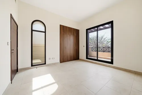 4 Bedrooms Villa in Al Naseem A