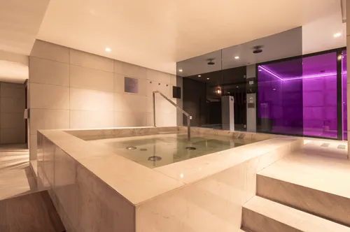 1 Bedroom Hotel Apartment in InterContinental Dubai Marina