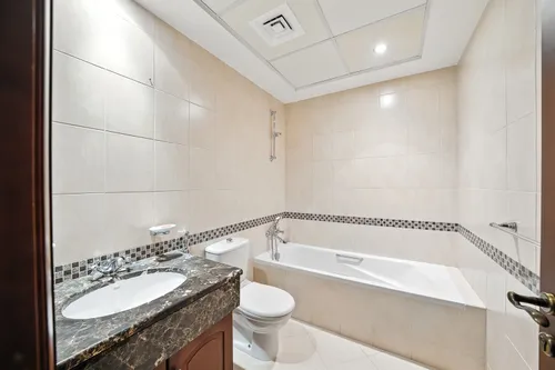 4 Bedrooms Villa in Mirador La Coleccion 2
