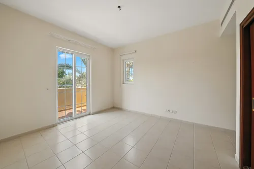 4 Bedrooms Villa in Mirador La Coleccion 2