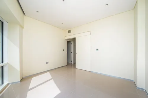 3 Bedrooms Apartment in Park Place Tower