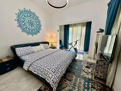 3 Bedrooms Villa in Palmera 4