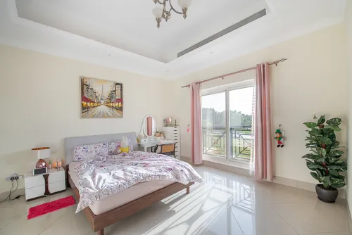 5 Bedrooms Villa in The Aldea