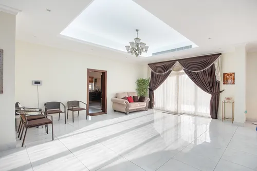 5 Bedrooms Villa in The Aldea