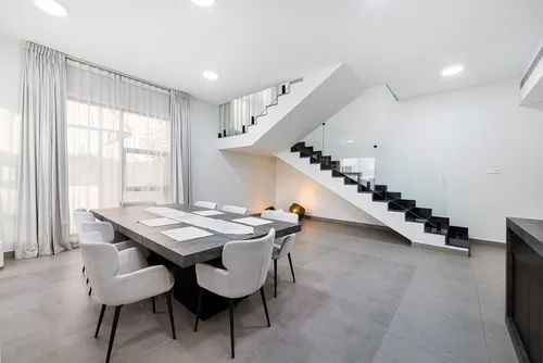 4 Bedrooms Villa in Umm Suqeim 3 Villas