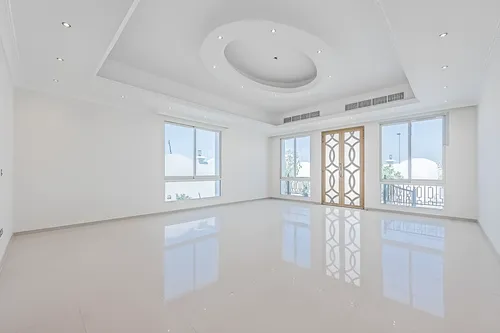 5 Bedrooms Villa in Nad Al Sheba 4