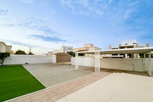 6 Bedrooms Villa in Nad Al Sheba 4